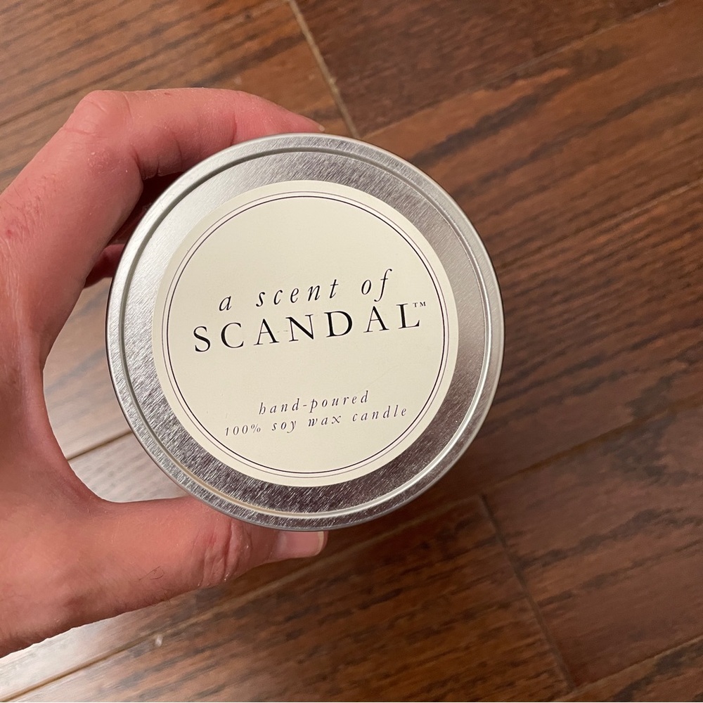 NWOT carrot cake scented candle